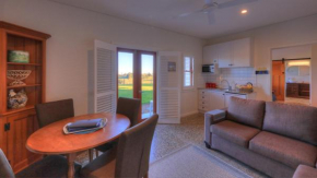 Отель Bridle Guesthouse  Малени